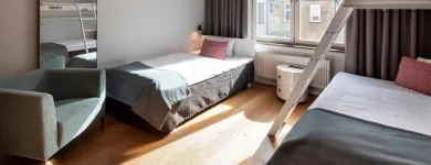 Forretning 1 billede HOTEL TWENTYSEVEN Rejser & Turisme i København K 84