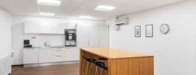 Forretning 1 billede REGUS - COPENHAGEN, NORD Virksomhedsservice i København Ø 84